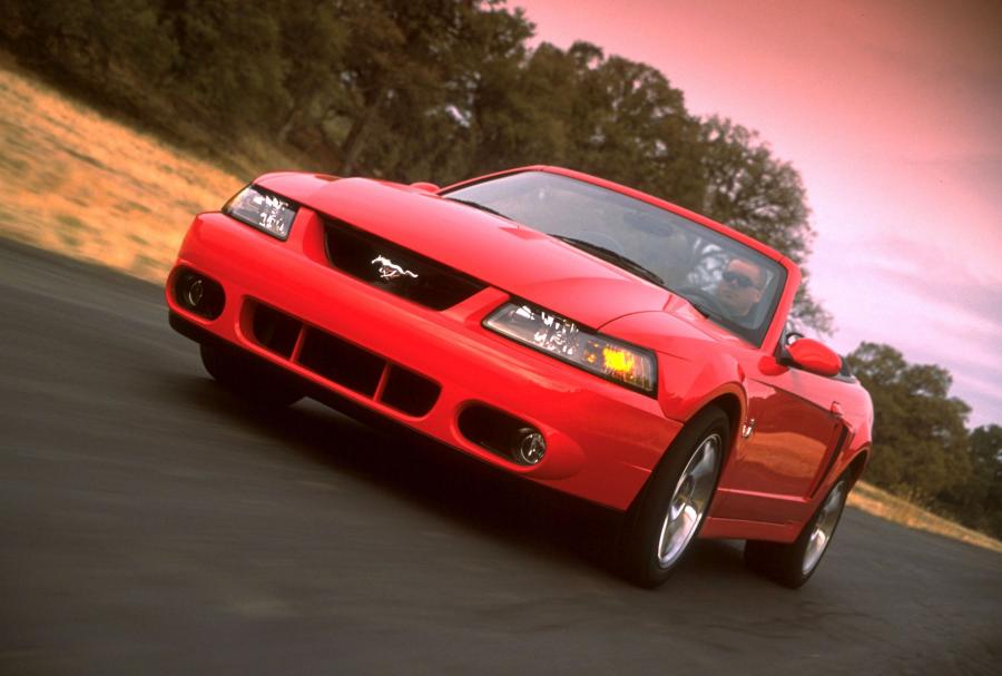  Ford Mustang SVT Cobra Convertible 2002 года  (фото 60 из 103)